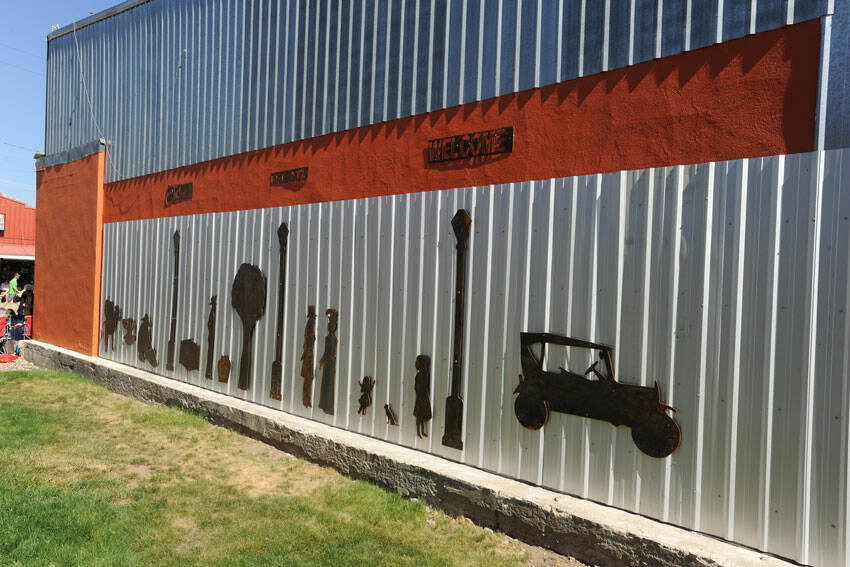 Centennial Park has a new mural based on the old mural depicting items from Oroville in 1908. The old mural, which was painted on boards was felt to be beyond repair and removed. The new one uses silhouettes cut from metal and was up in time for May Festival. <em>Gary De Von/staff photo </em>