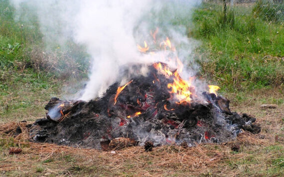 After midnight tonight, Friday, Oct. 25, the burning of vegetation within the unincorporated areas of Okanogan County is again allowed as the burning restrictions have been lifted. <em>File Photo</em>