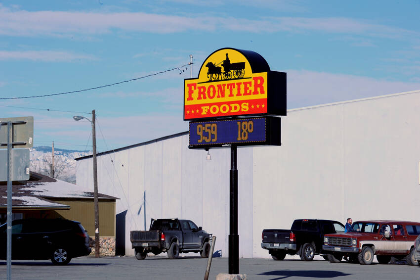 Gary DeVon/GT file photo Frontier Foods is being purchased by Troy and Kimberly Tanner, owners of Anderson’s Grocery in Republic.